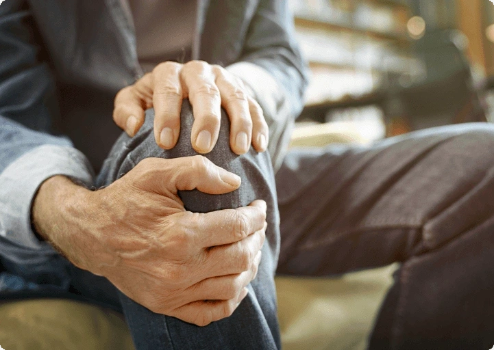 Various risk factors contributing to knee pain